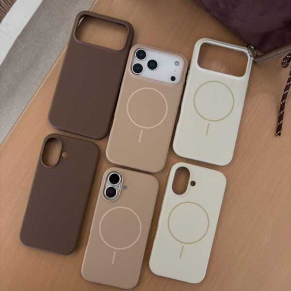 قاب سیلیکونی مگ سیف رنگ ترند😍💯 آیفون 2