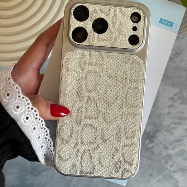 قاب پایتون سفید آیفون 2